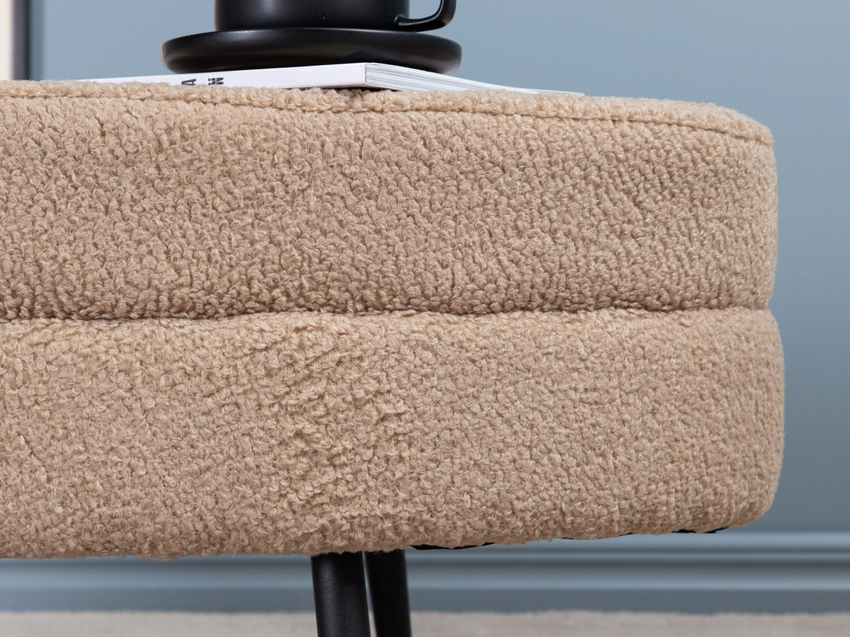 Upholstered bench 440430