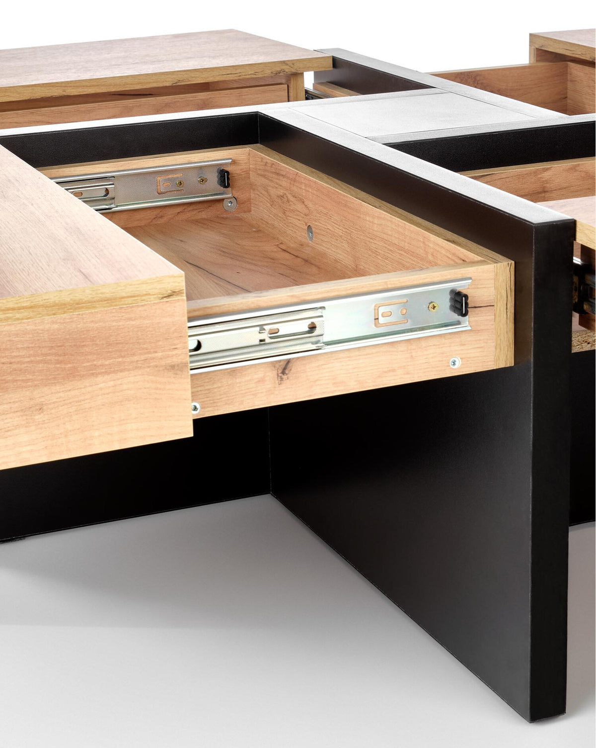 Coffee table 479347