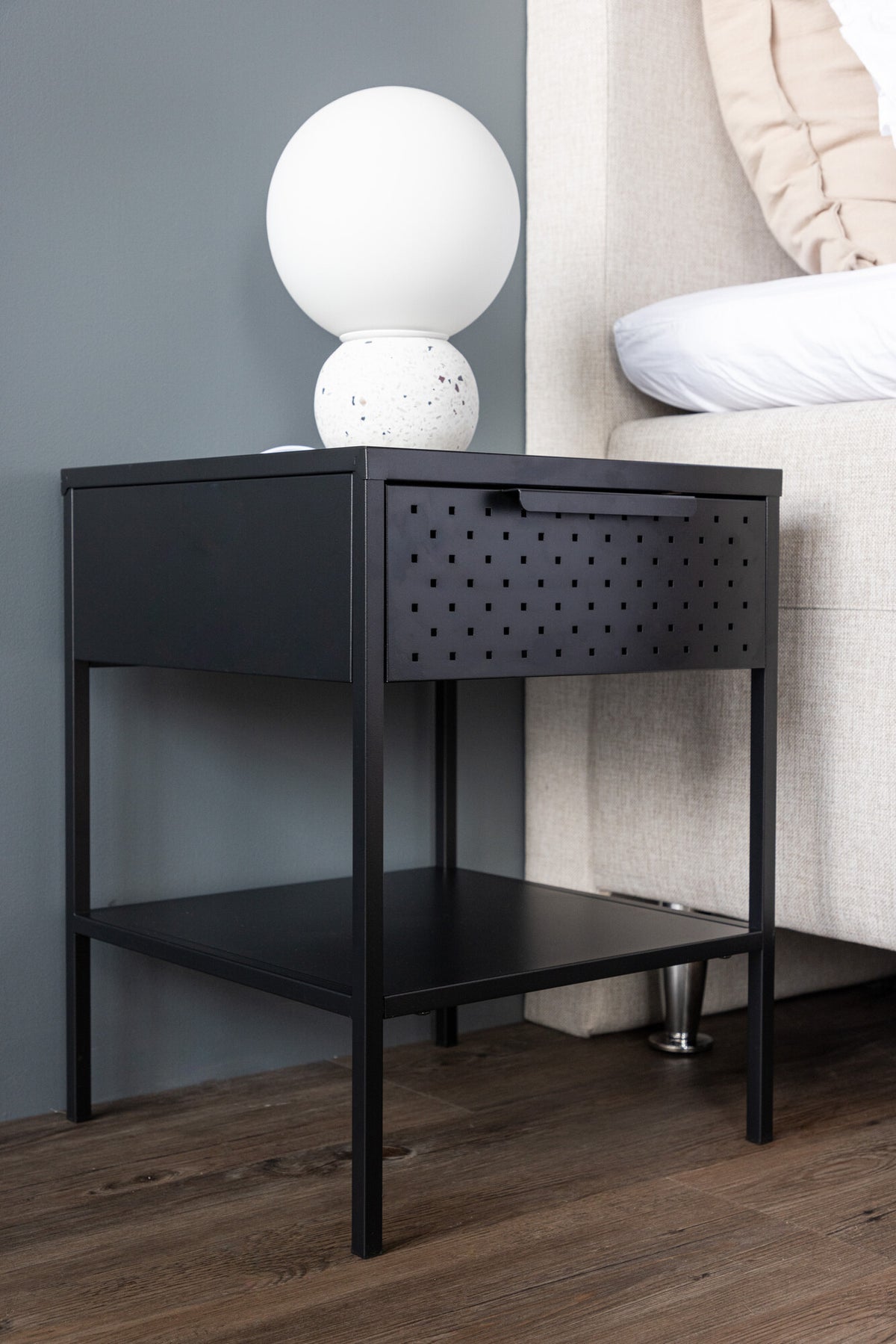 Bedside table 529343