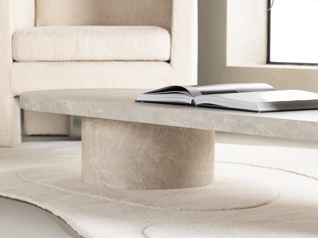 Coffee table 582546