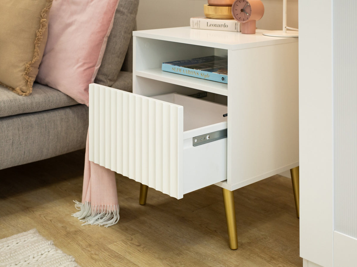 Bedside table 500641