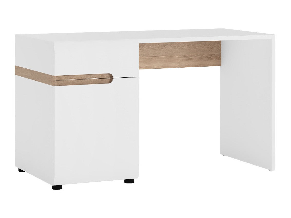 Desk 547644