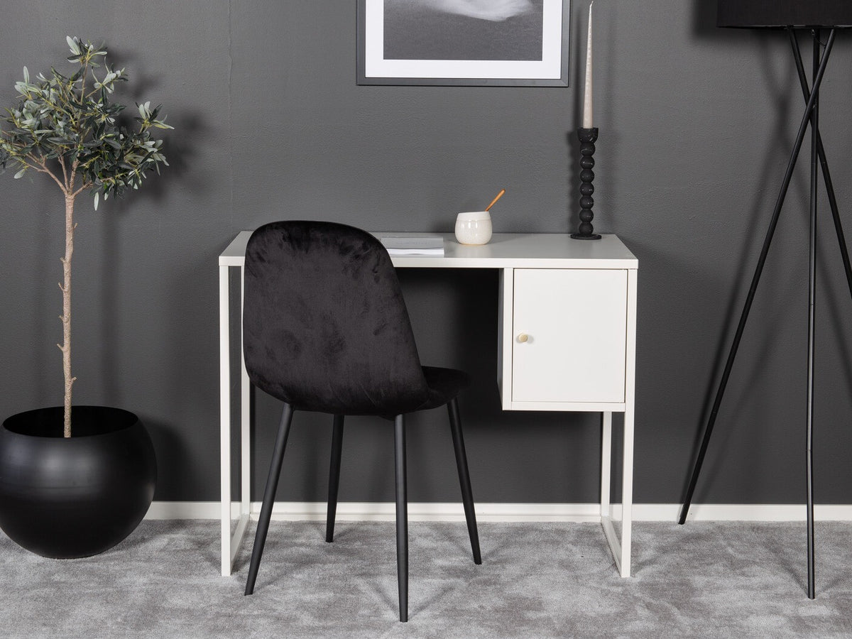 Desk 243479