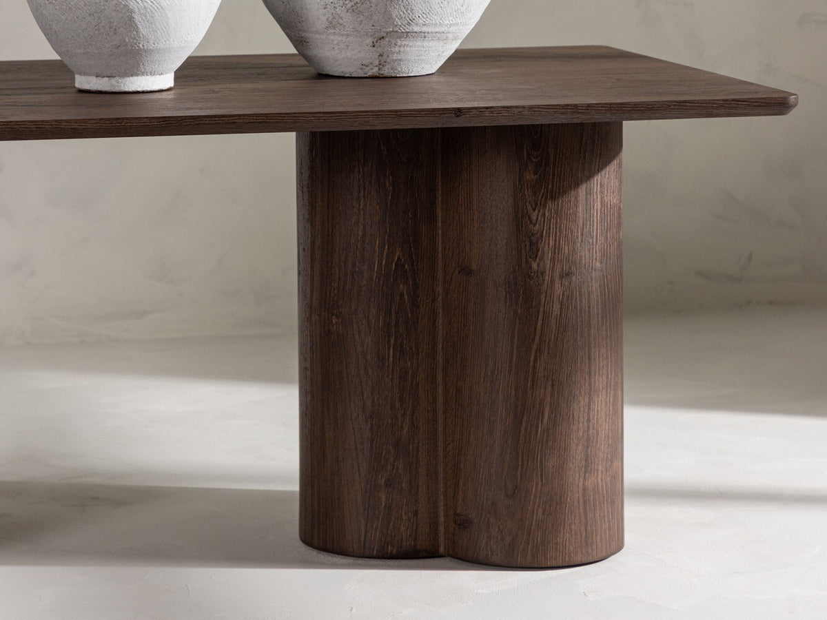 Coffee table 549937