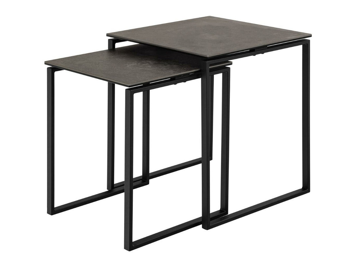 Nest of side tables 575691