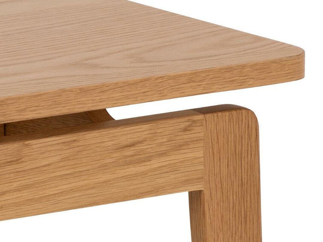 Coffee table 577873