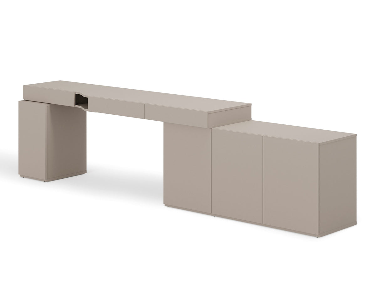 Desk 599161