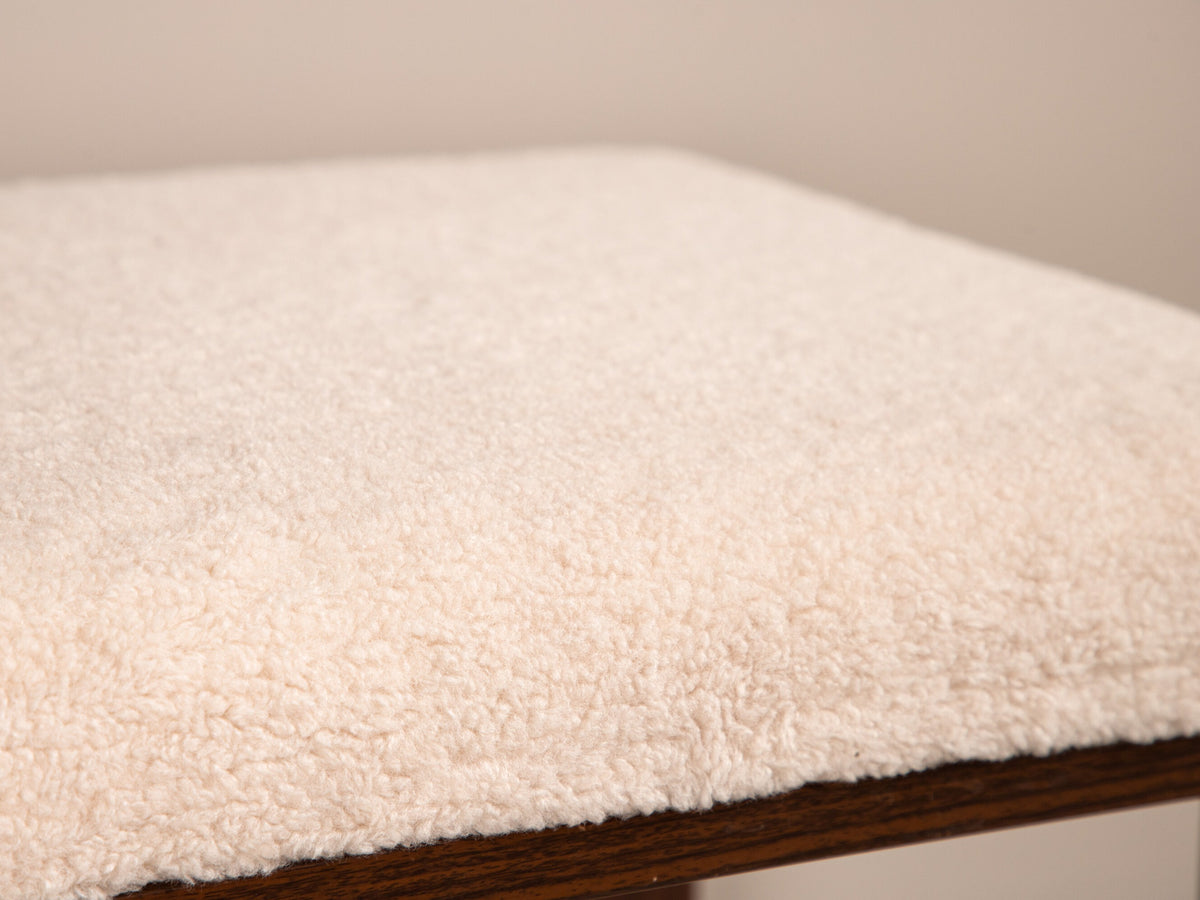 Upholstered bench 475637