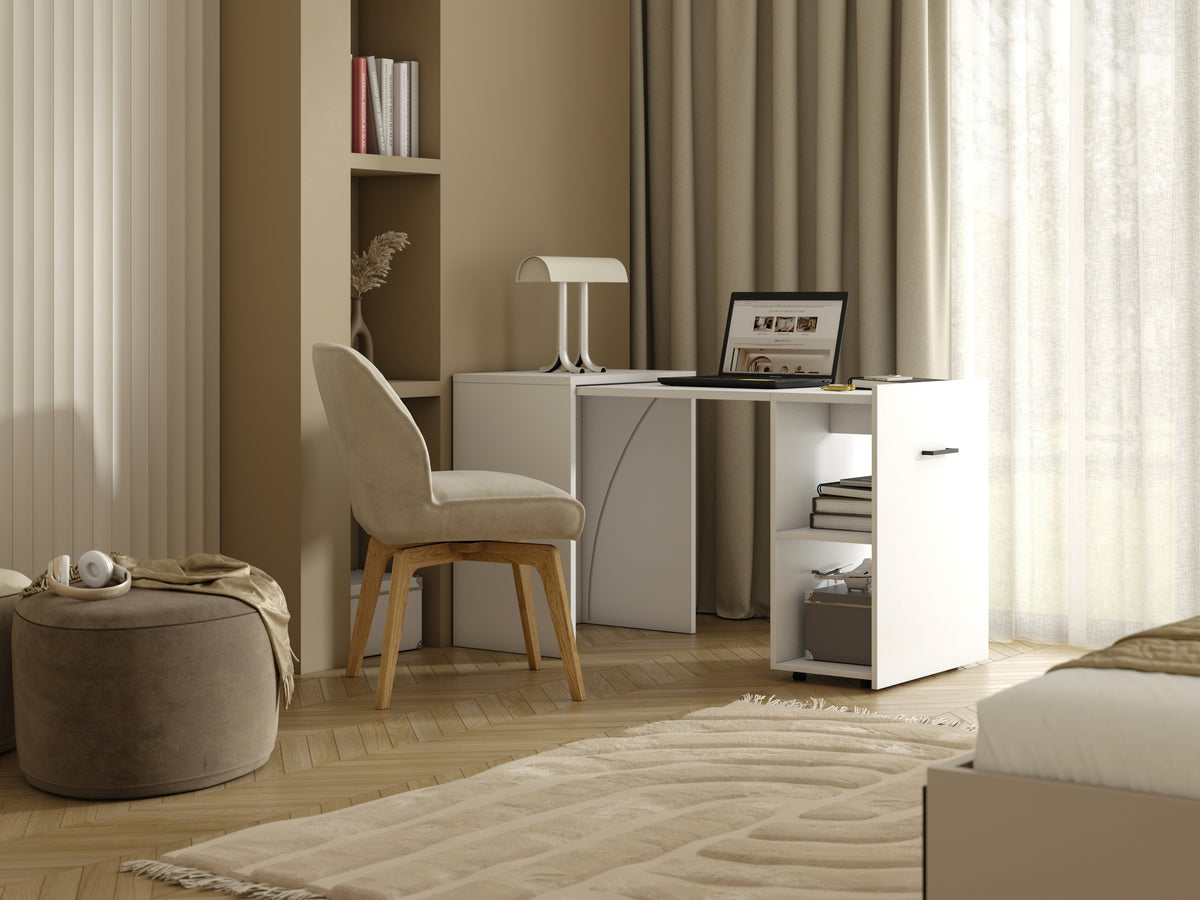 Desk 452757