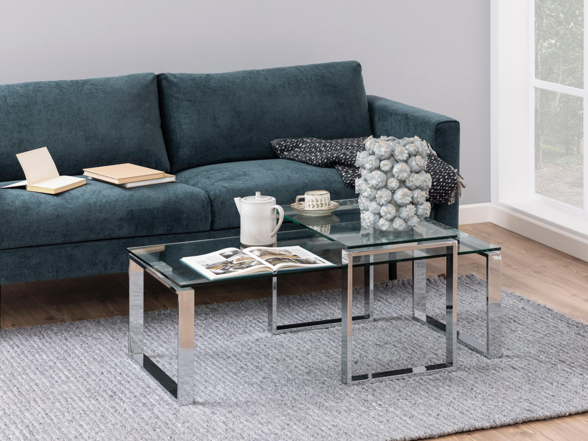 Nest of coffee tables 53954