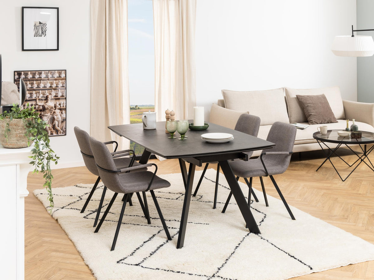 Table 496156