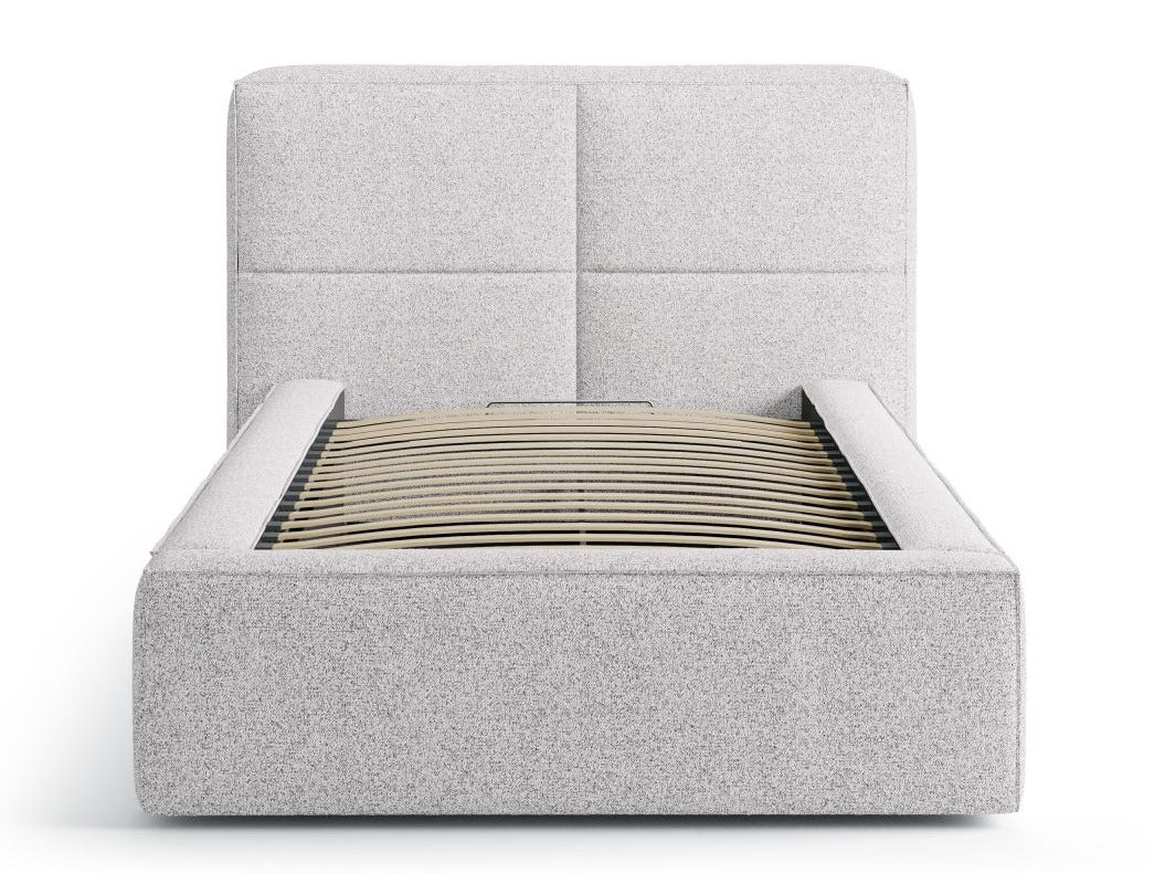 Bed 643704