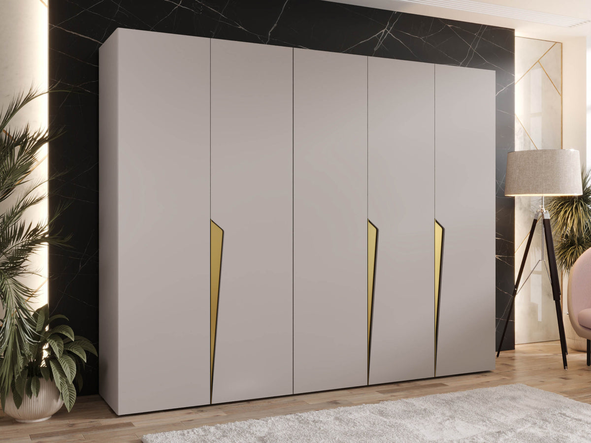 Wardrobe 647240