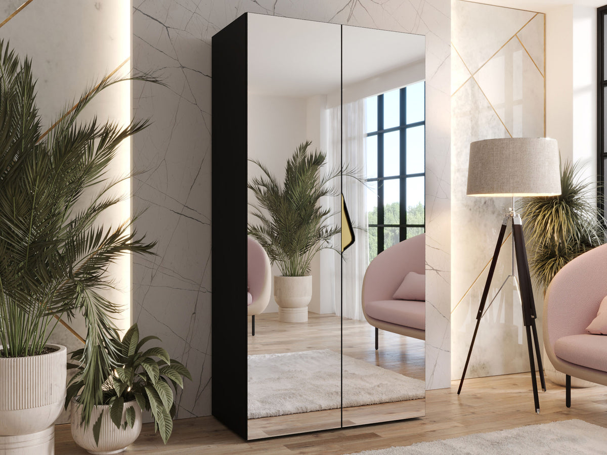 Wardrobe 648172