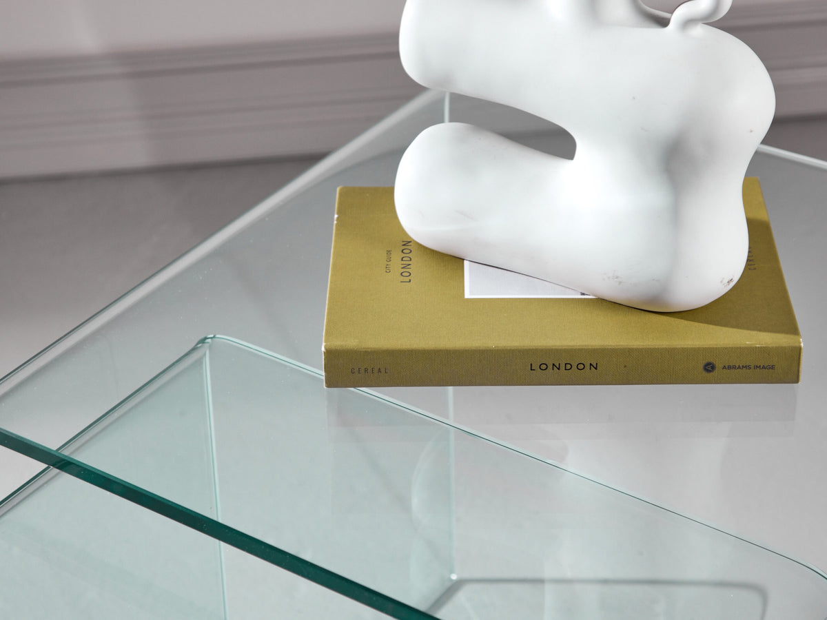 Nest of side tables 616101