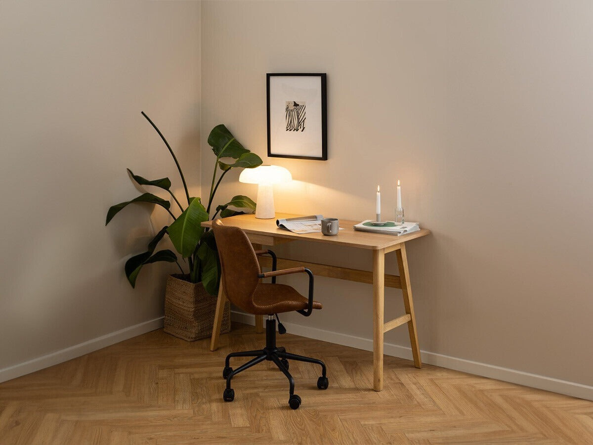 Desk 551084