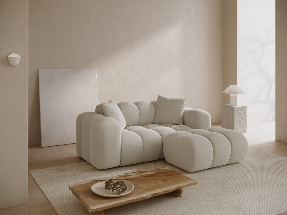 Ottoman 671814
