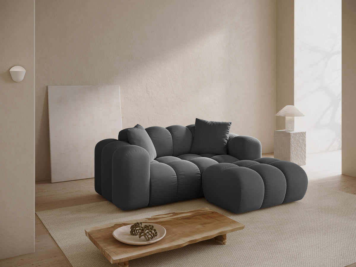 Ottoman 671814