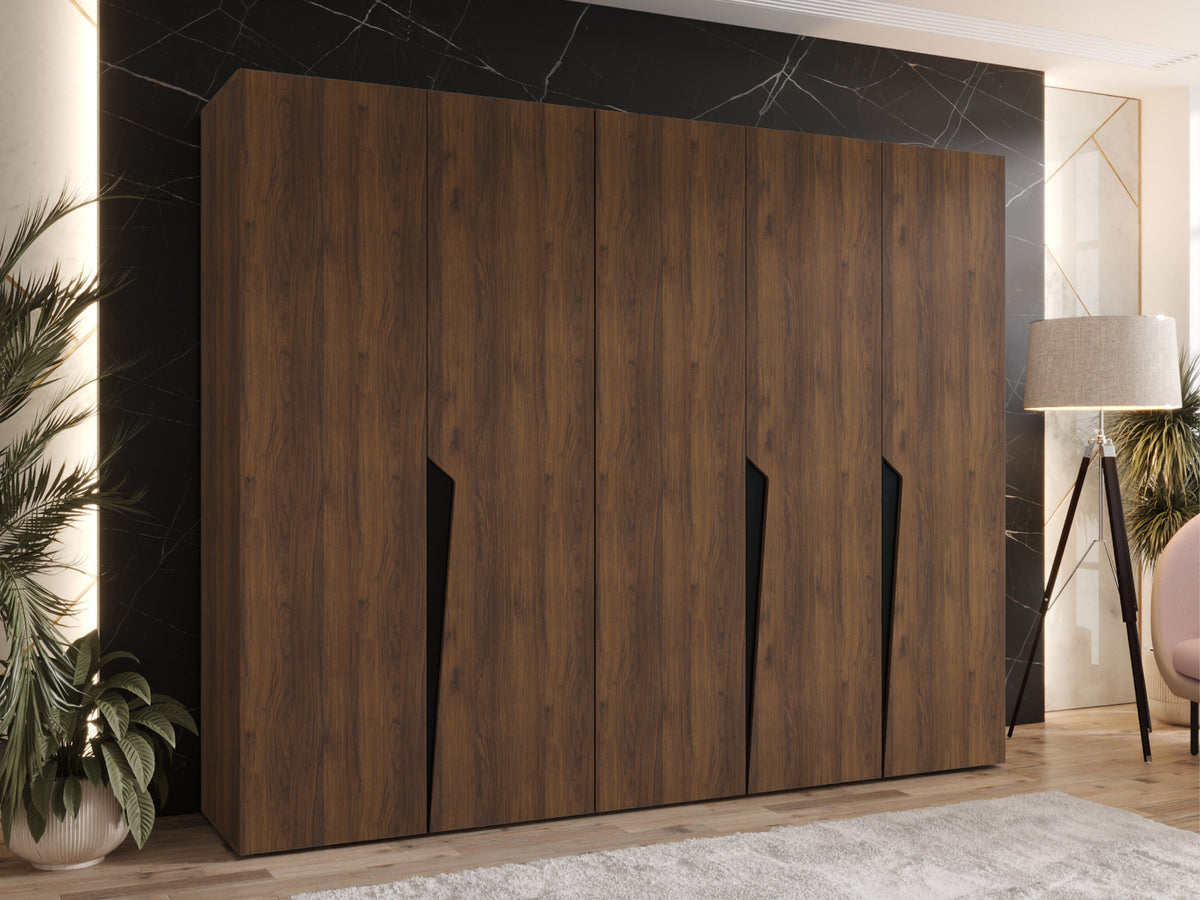 Wardrobe 647240