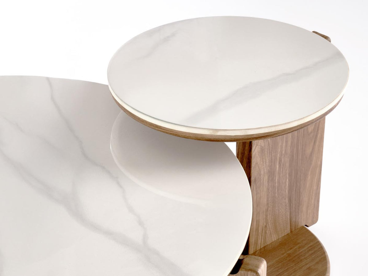 Nest of coffee tables 681063