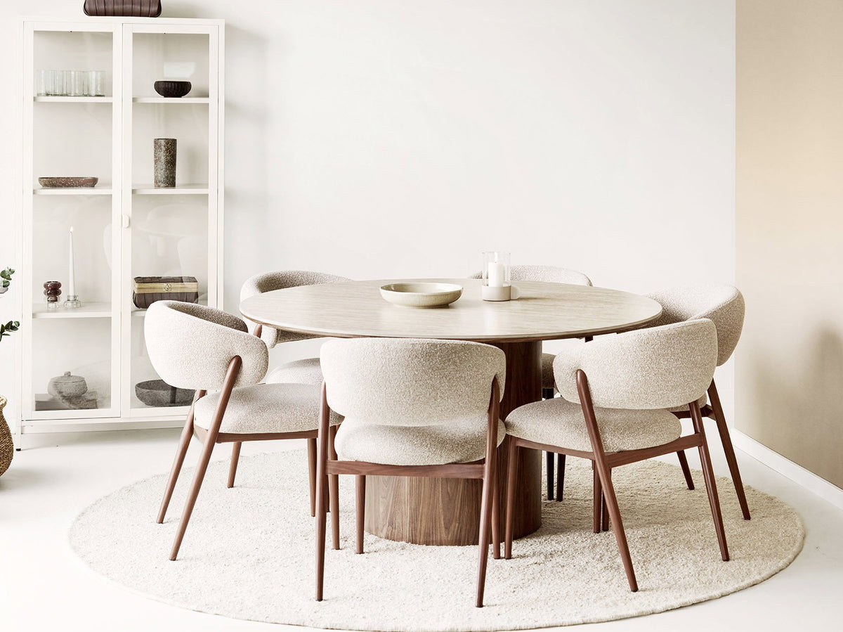 Table 686064