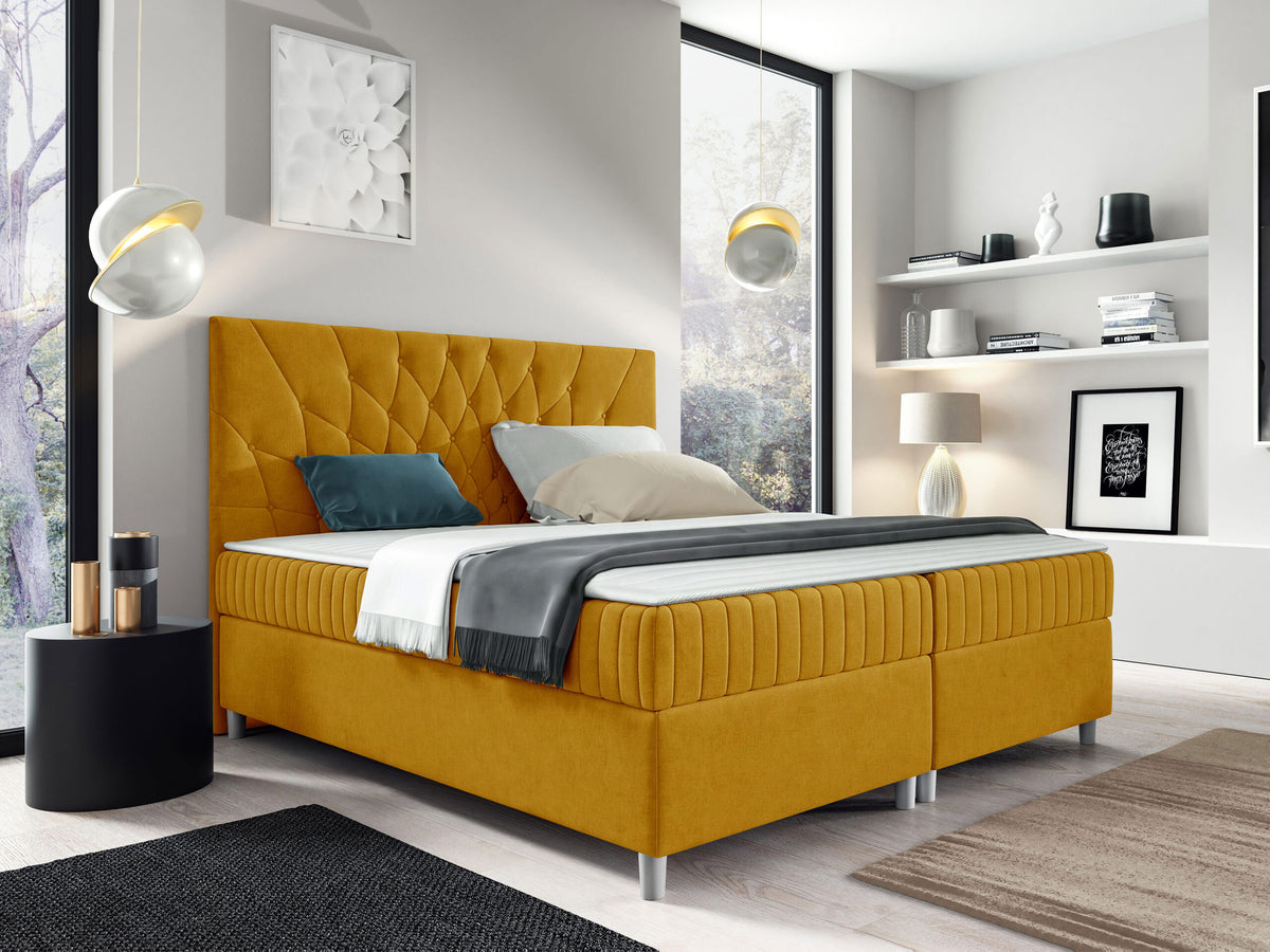 Continental bed 471292 5183837