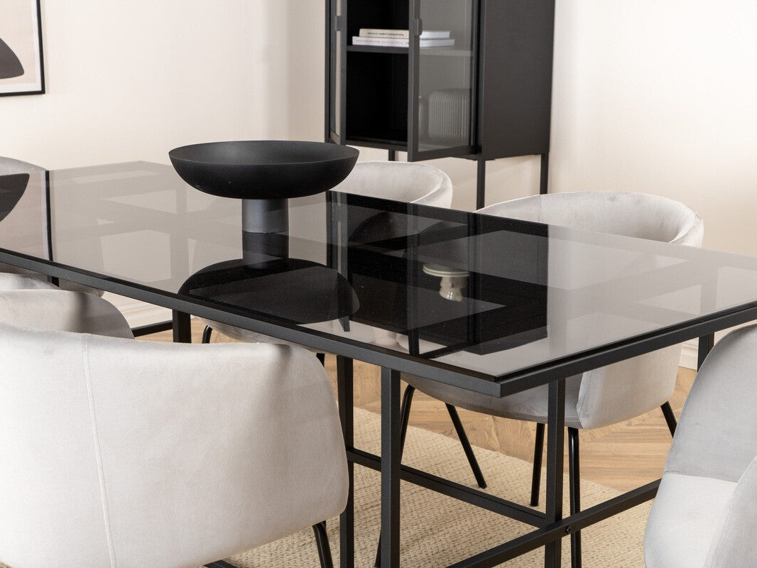 Table 425246