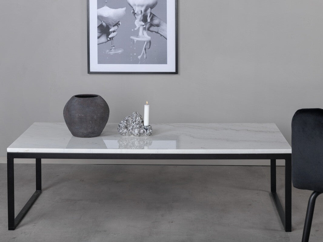 Coffee table 243167