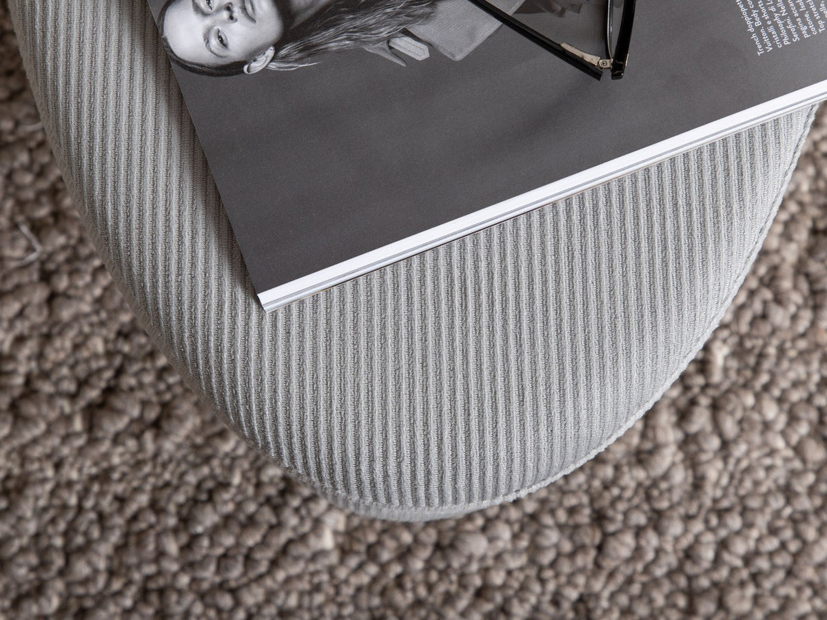 Upholstered bench 440430