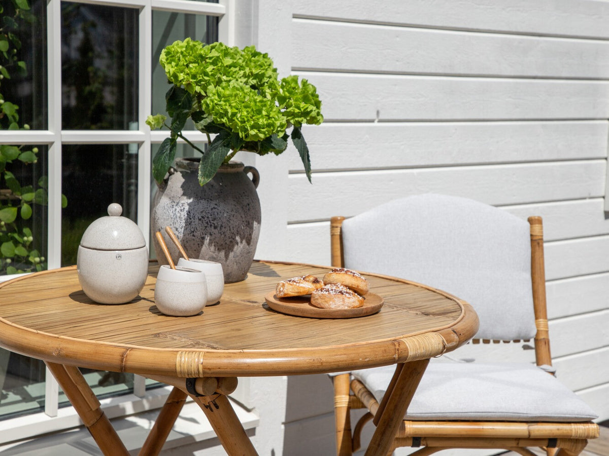 Outdoor table 271898