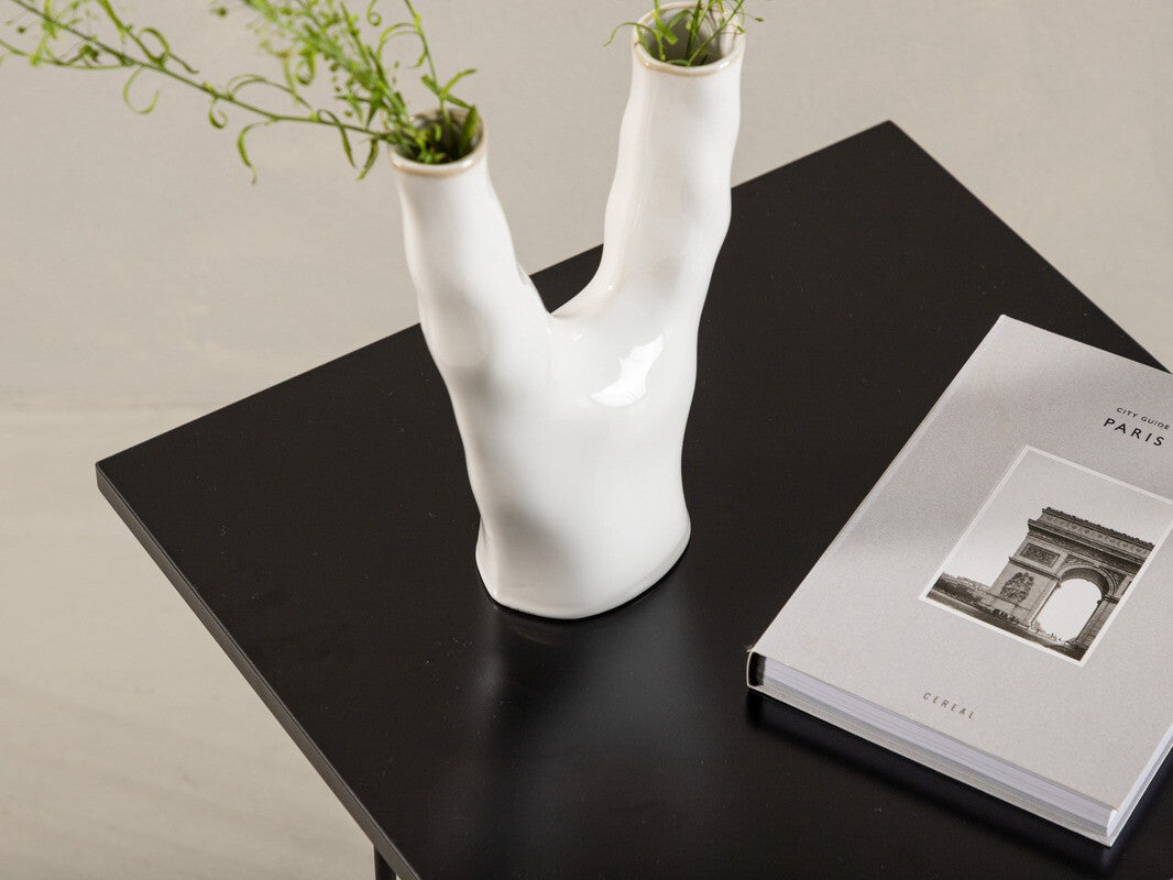 Coffee table 470255