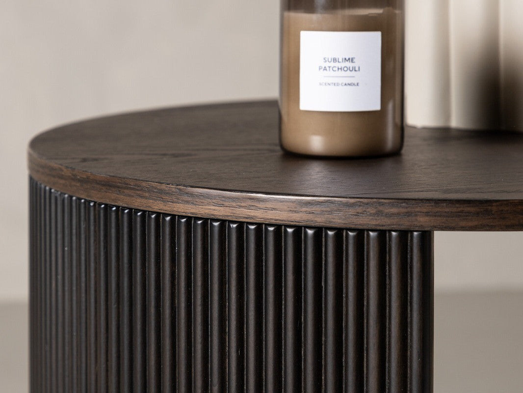Coffee table 586048