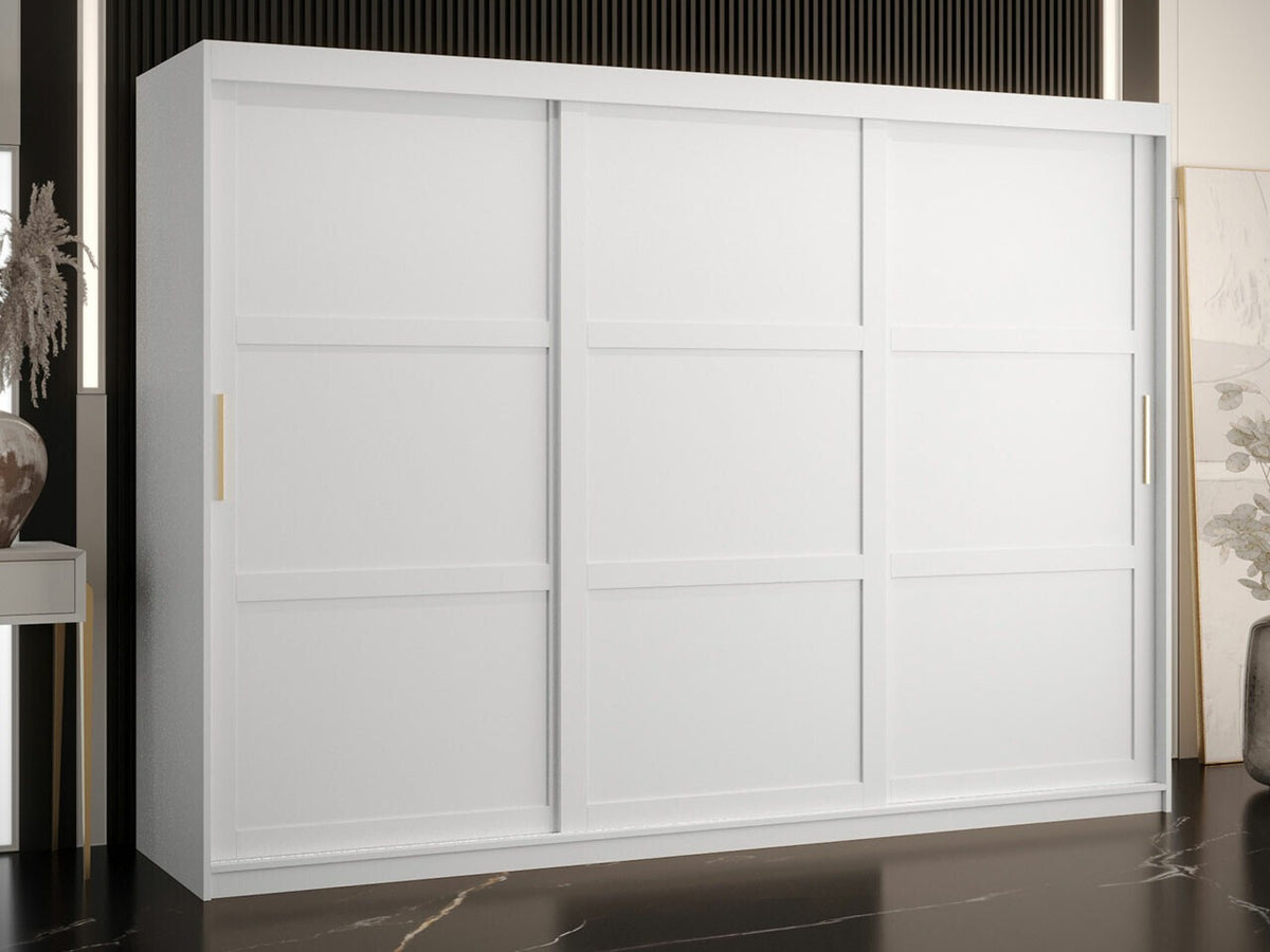 Wardrobe 473394