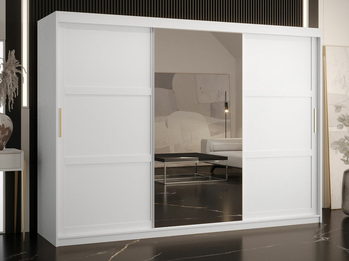 Wardrobe 473408