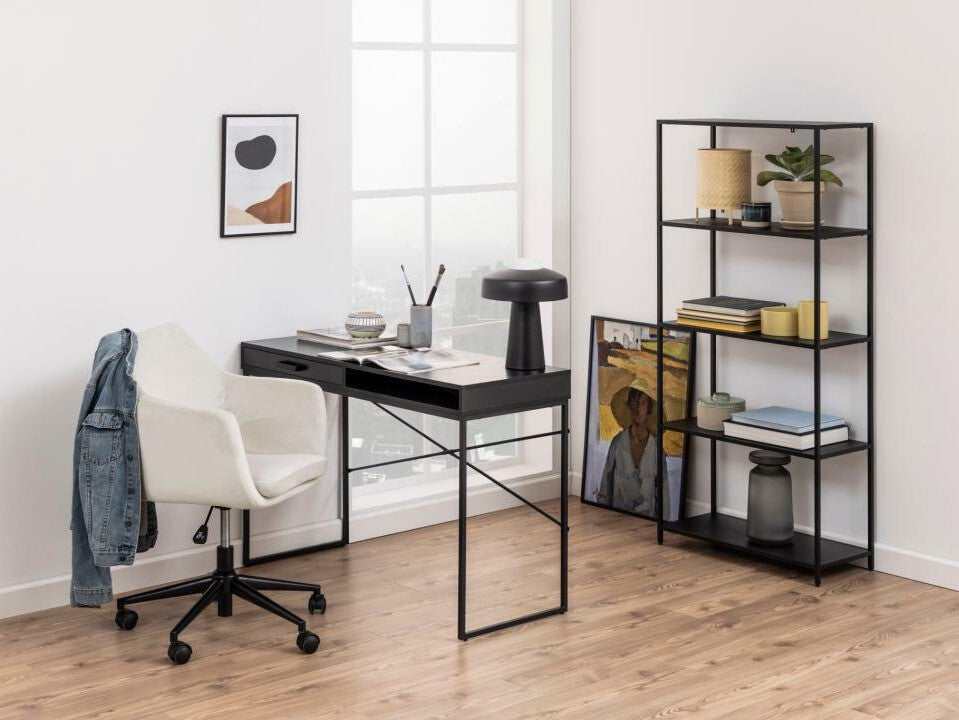 Desk 617327