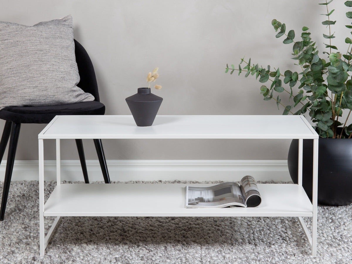 Coffee table 243613