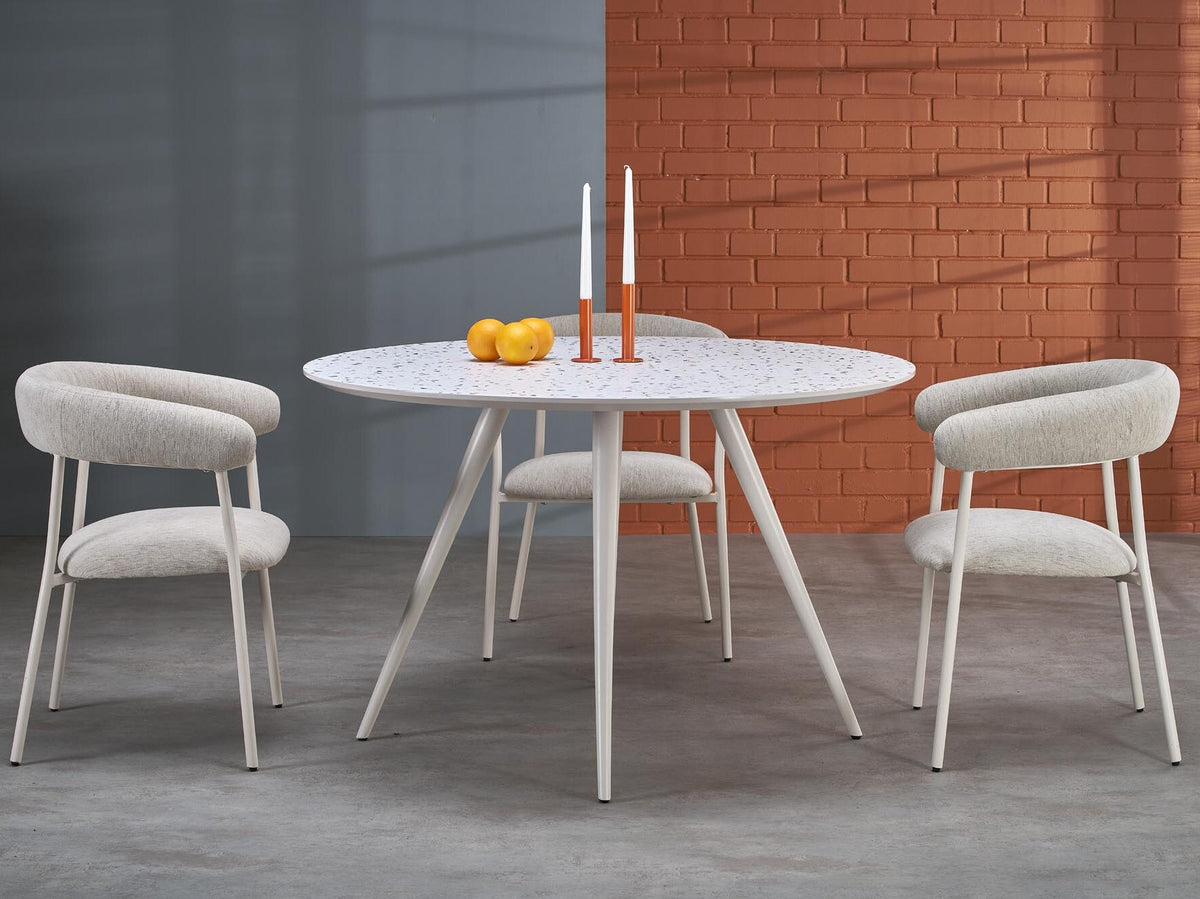 Table 560524