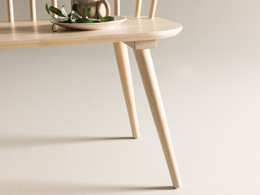 Bench 590083