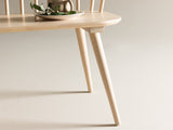 Bench 590083