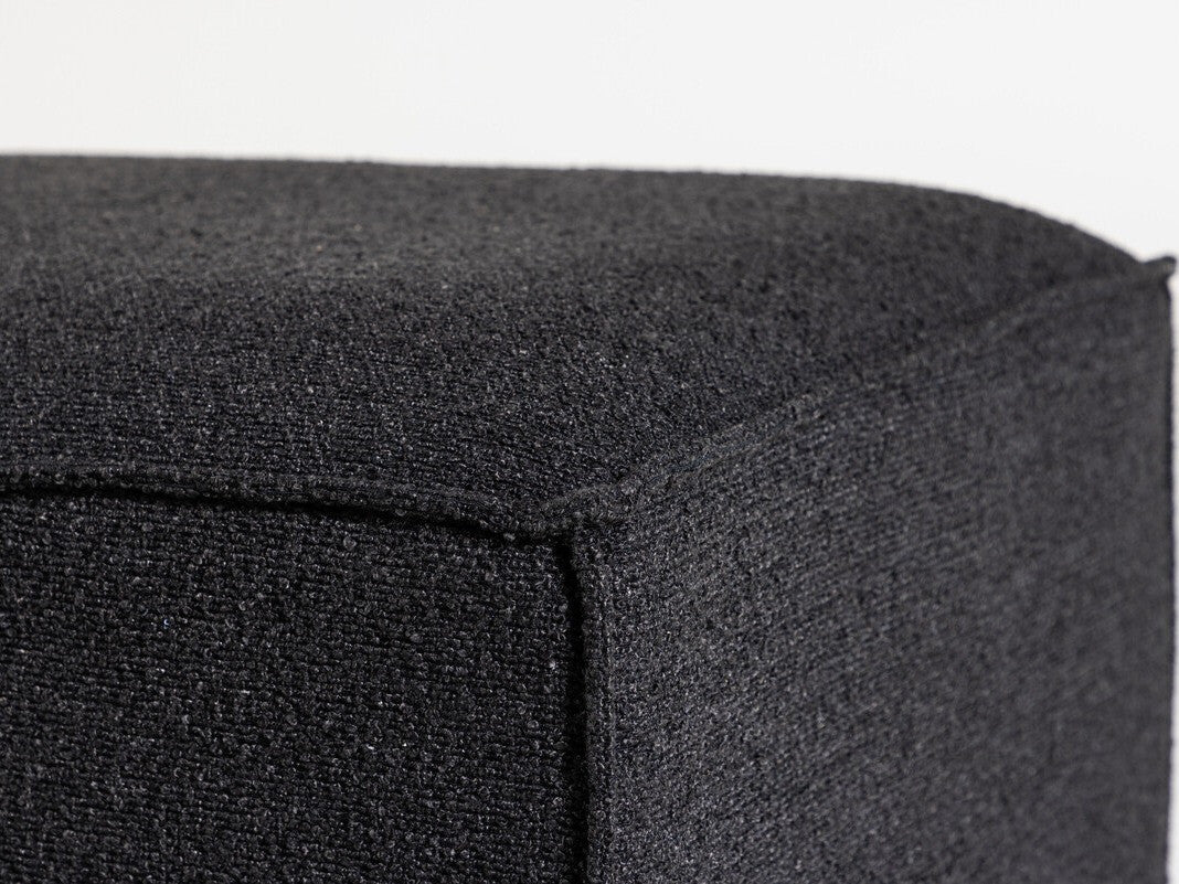 Upholstered bench 573836
