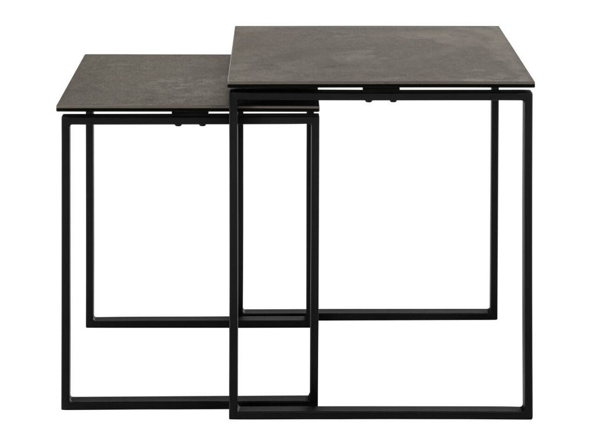 Nest of side tables 575691