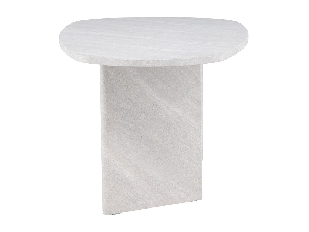 Table 581692