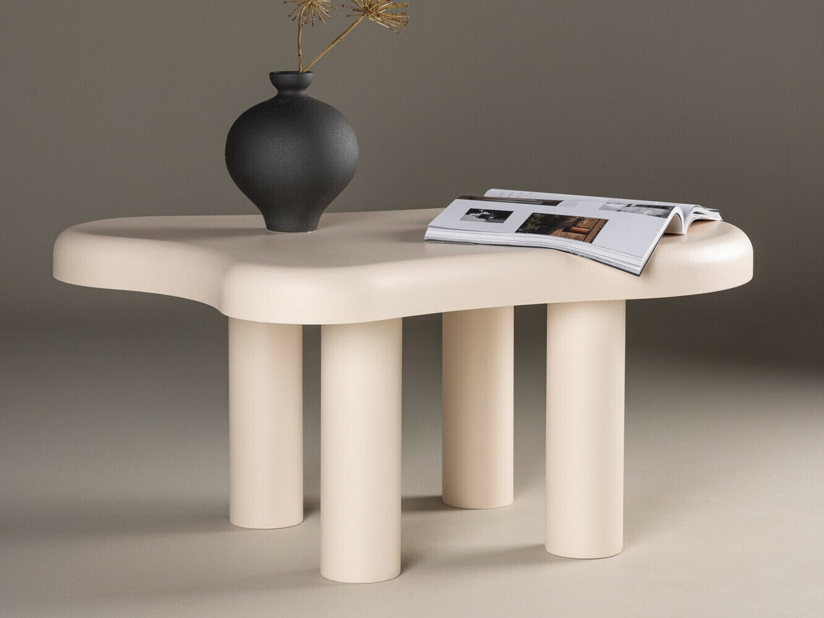 Coffee table 586283