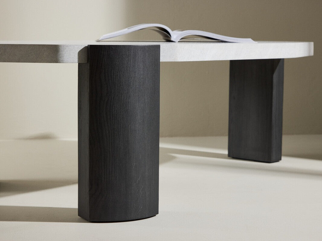Coffee table 586419