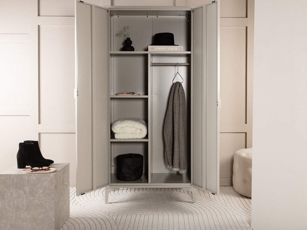 Wardrobe 591607
