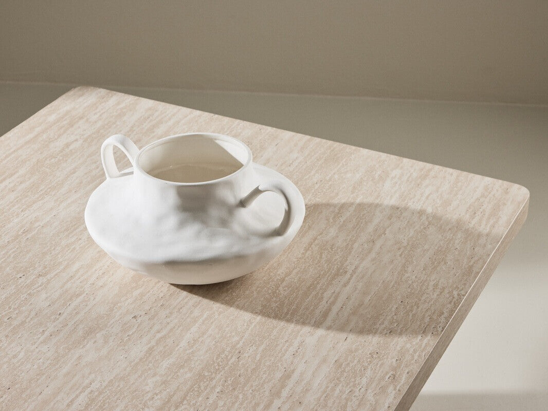Coffee table 591752
