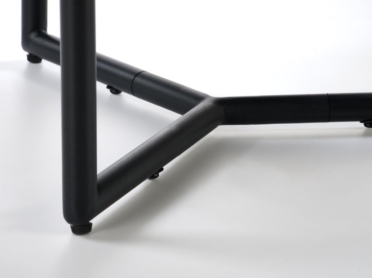 Coffee table 611075