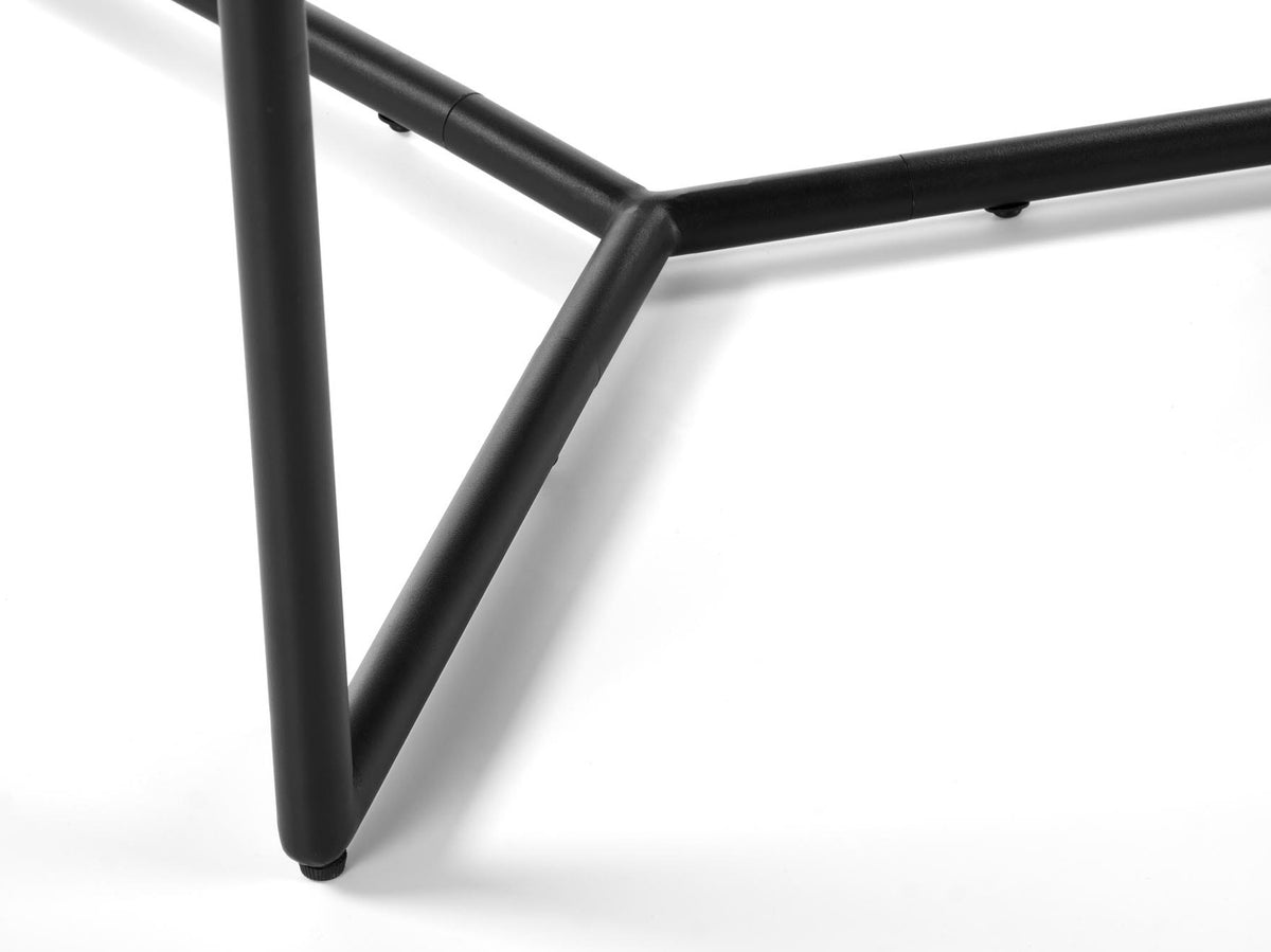 Coffee table 611076