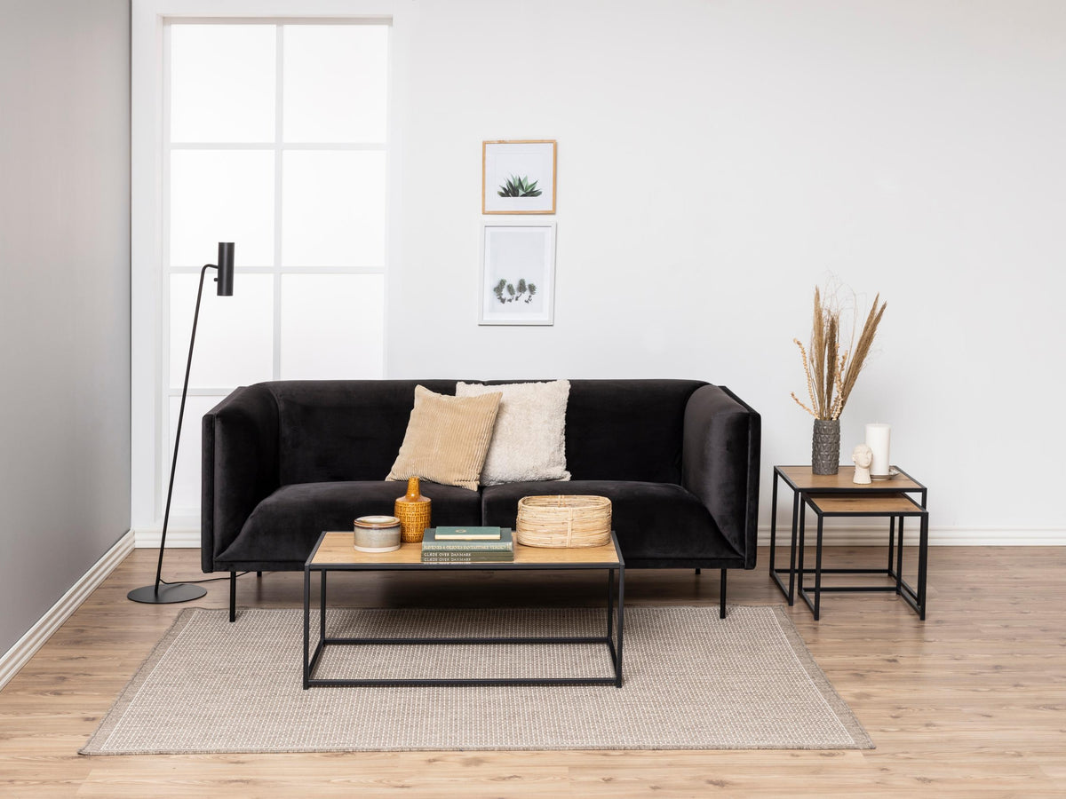 Nest of side tables 376549