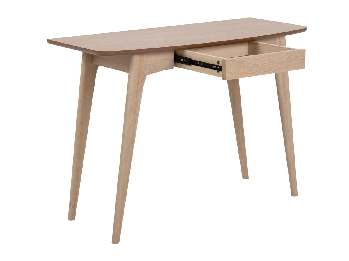 Desk 617694